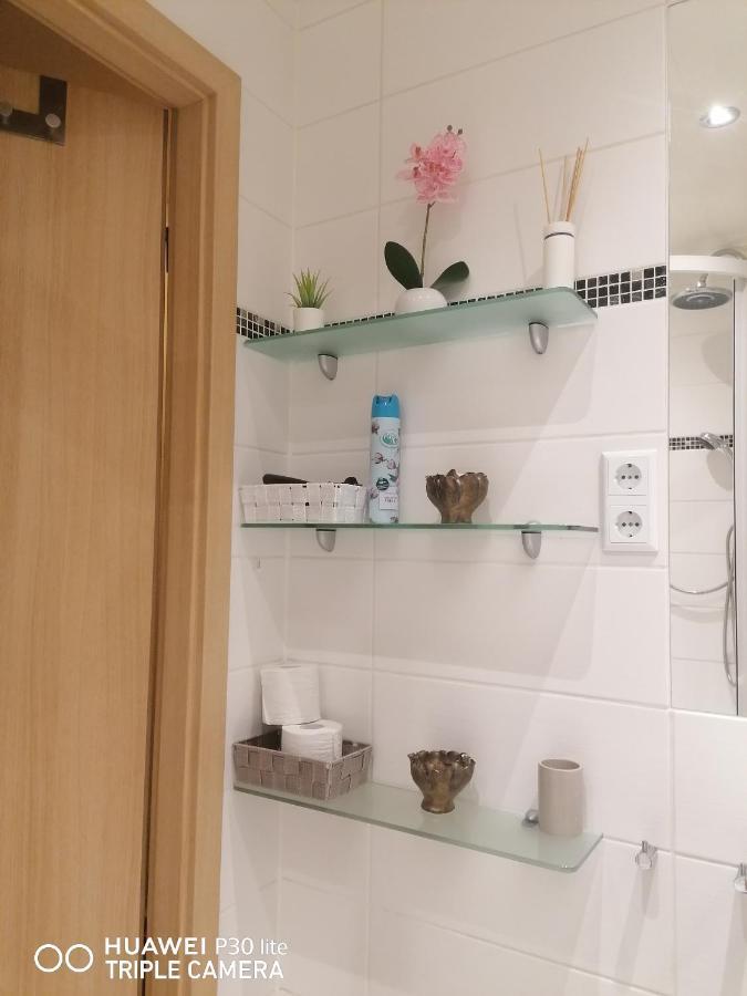 King Apartament 1 Mit Netflix Apartment Санкт Енглмар Екстериор снимка
