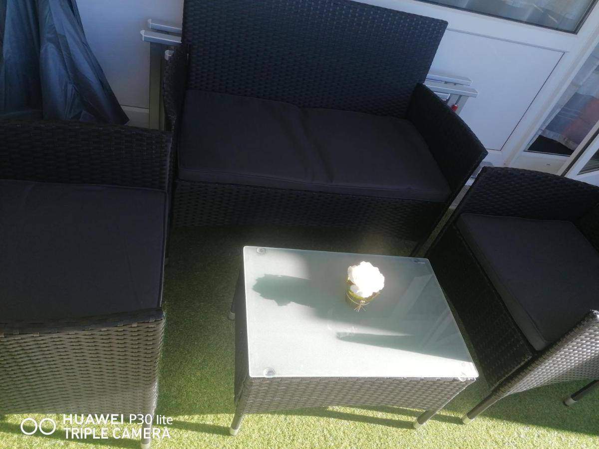 King Apartament 1 Mit Netflix Apartment Санкт Енглмар Екстериор снимка